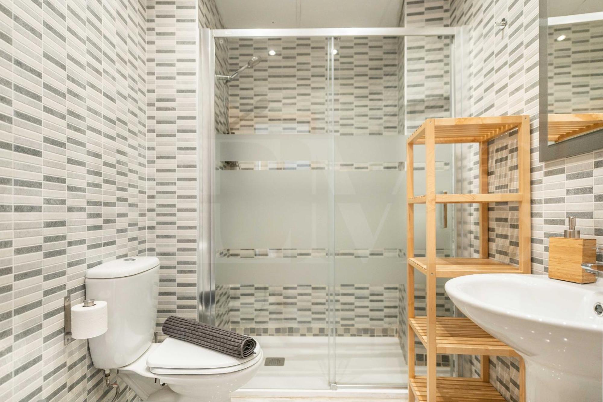 Inviting Apartment In The Center By Rems Malaga Bagian luar foto